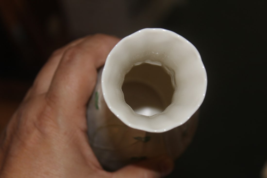 A Belleek Vase - 5