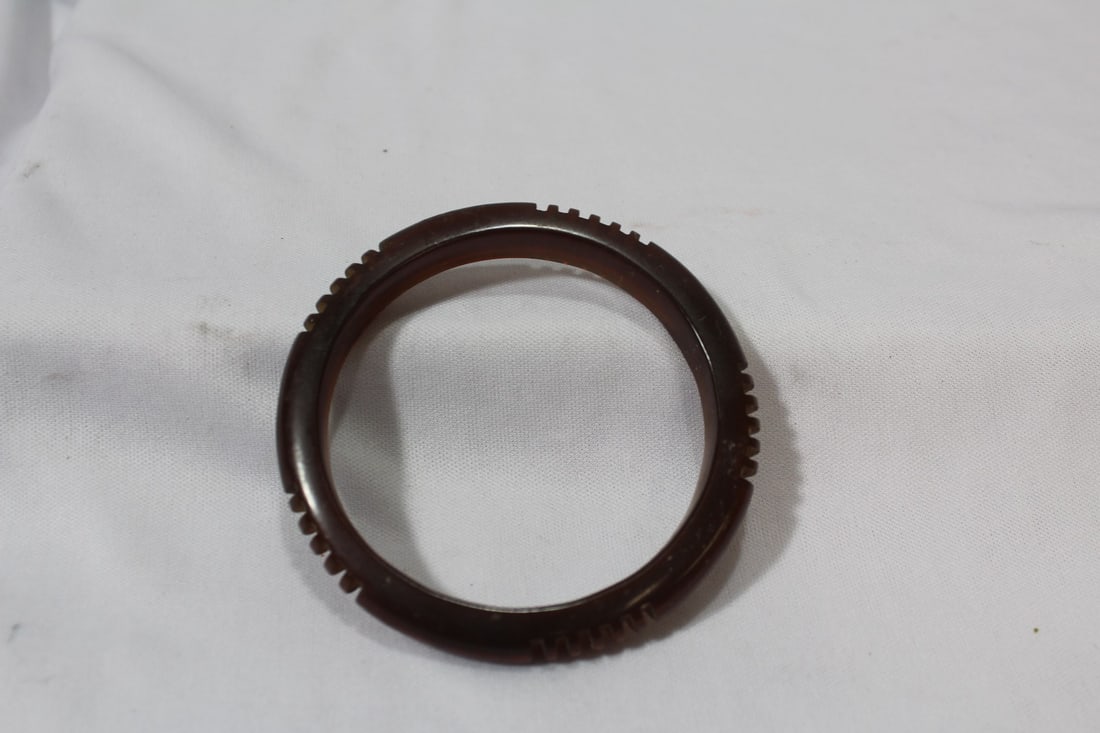 A Bakelite Bangle Bracelet: inside diameter= 2 3/8"