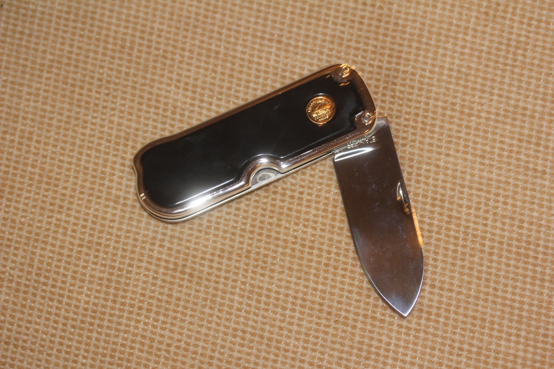 John Deere Tractor Pocket Knife - 3