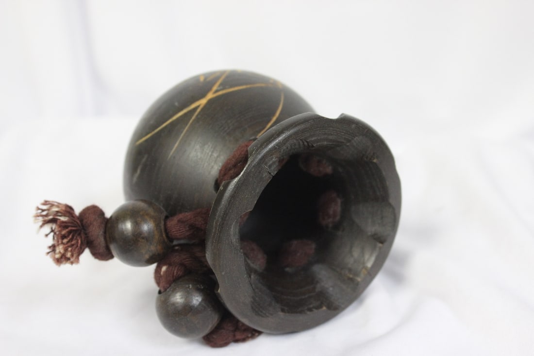 A Wood Oriental Vase - 4