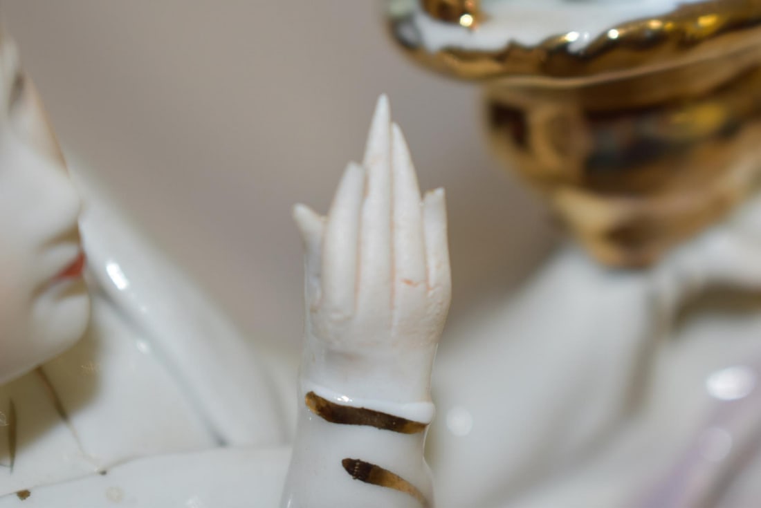 A Ceramic Asian Beauty - 4