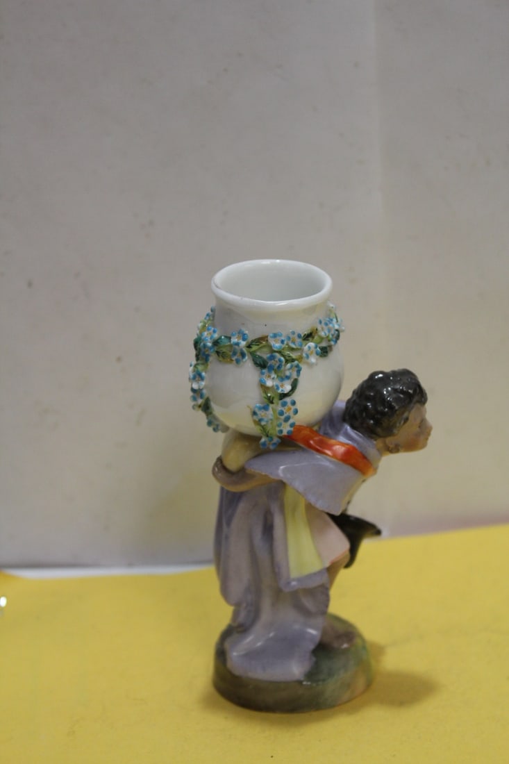 An Antiqe German Figurine - 3
