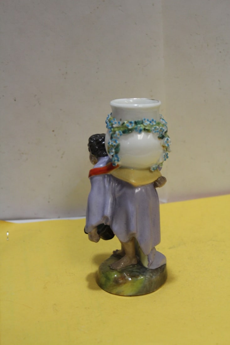 An Antiqe German Figurine - 5