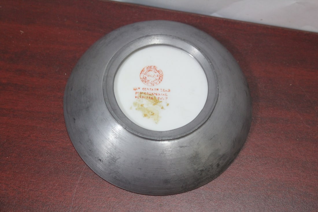 A Pewter Porcelain Plate or Bowl - 3