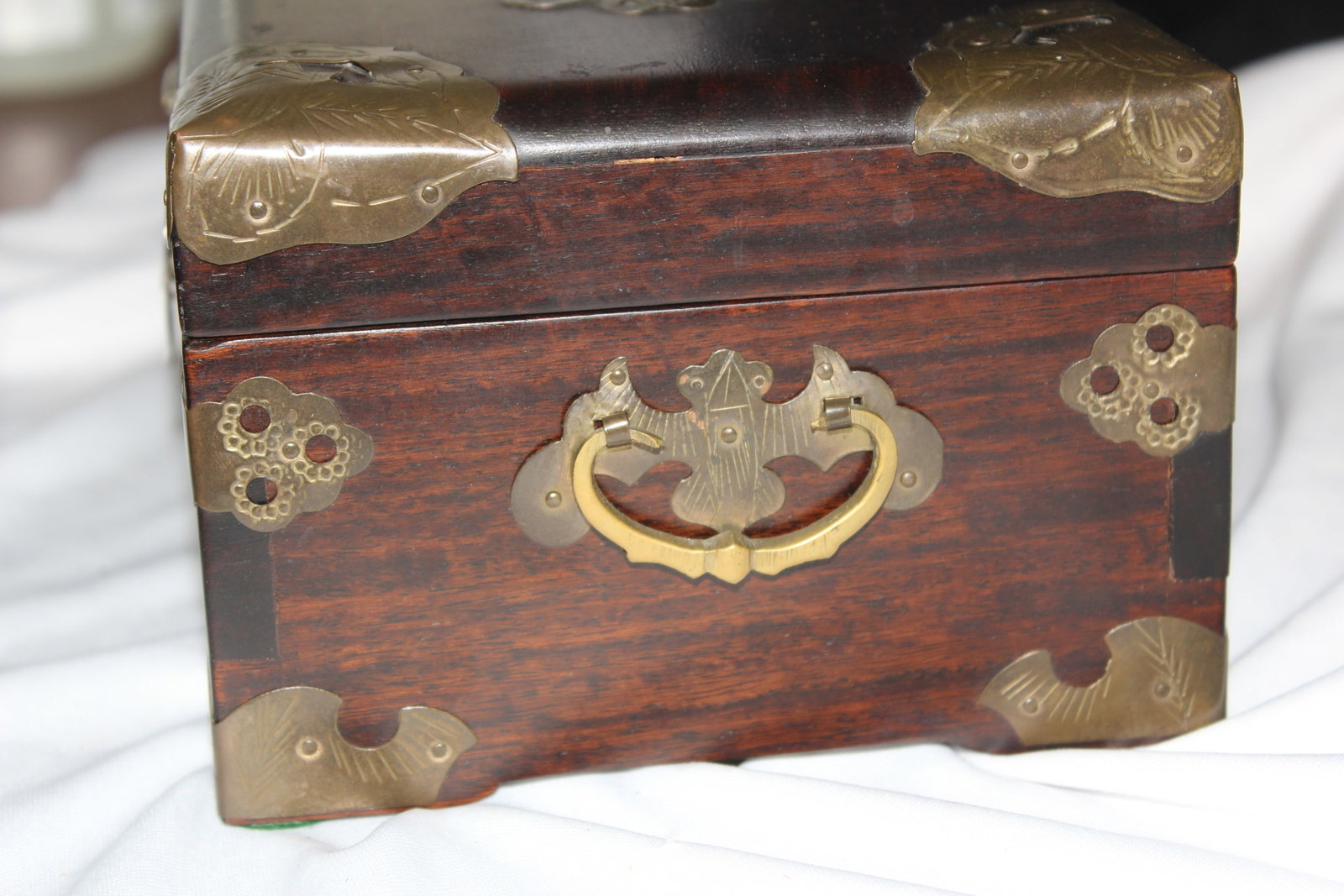 A Vintage Chinese Rosewood and Jade Box - 6
