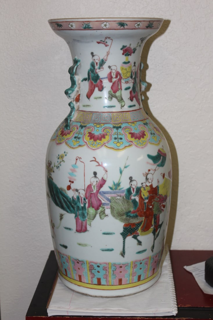 Antique Chinese Famille Rose Vase - 2
