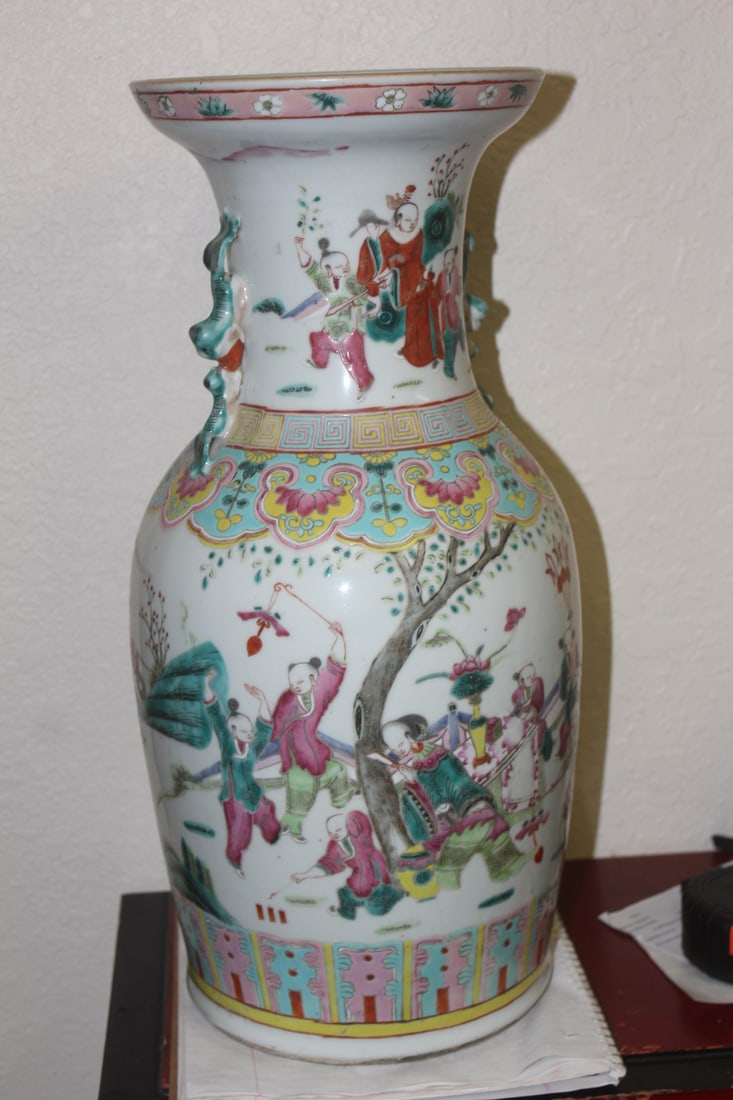Antique Chinese Famille Rose Vase - 4