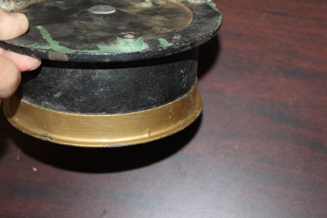 An Antique Pressure Gauge - 6