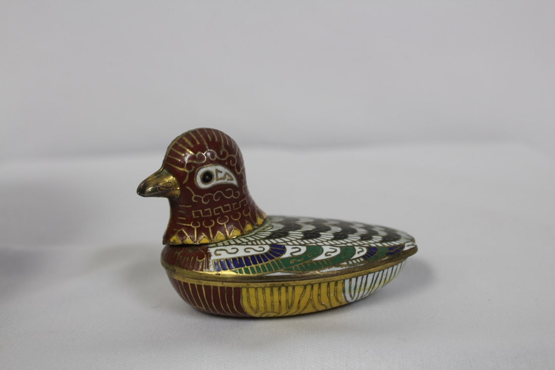 A Chinese Cloisonne Duck Form Trinket Box - 2
