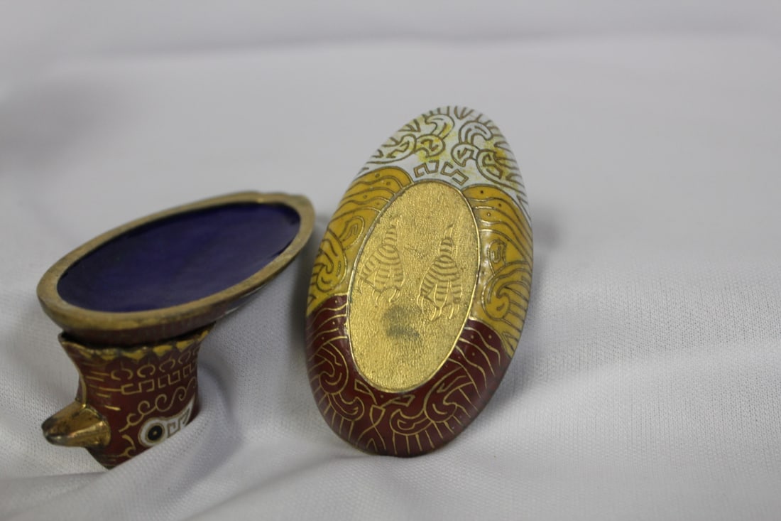 A Chinese Cloisonne Duck Form Trinket Box - 4