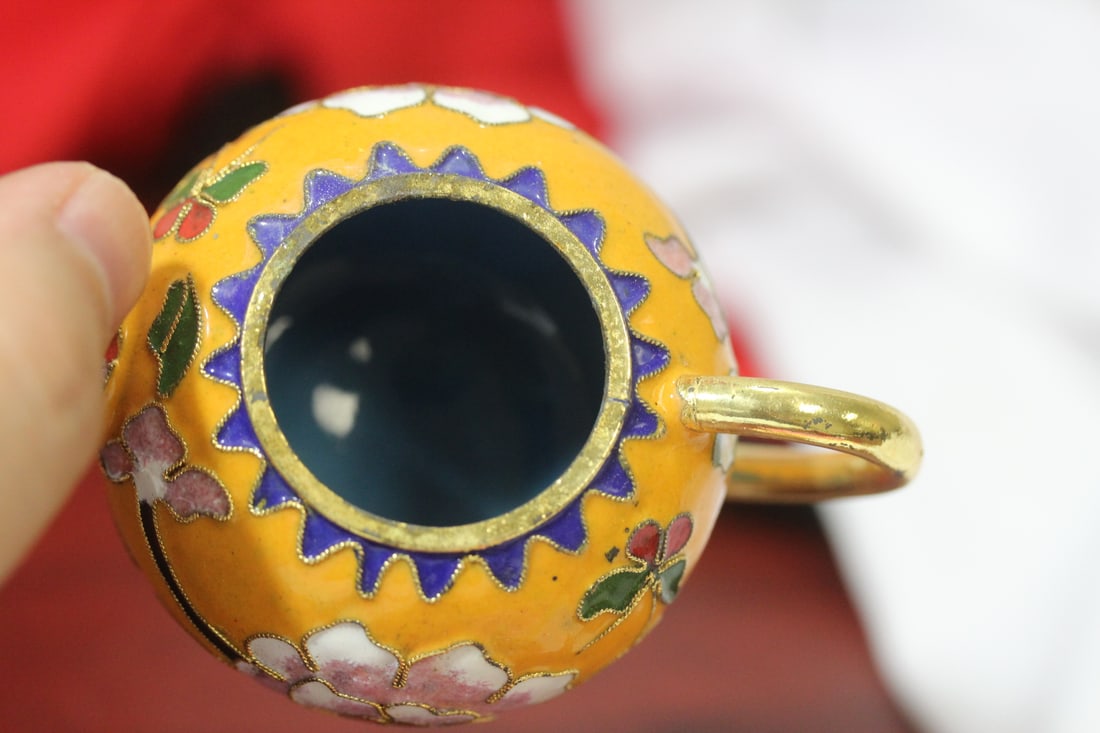 A Vintage Chinese Small Cloisonne Teapot - 7