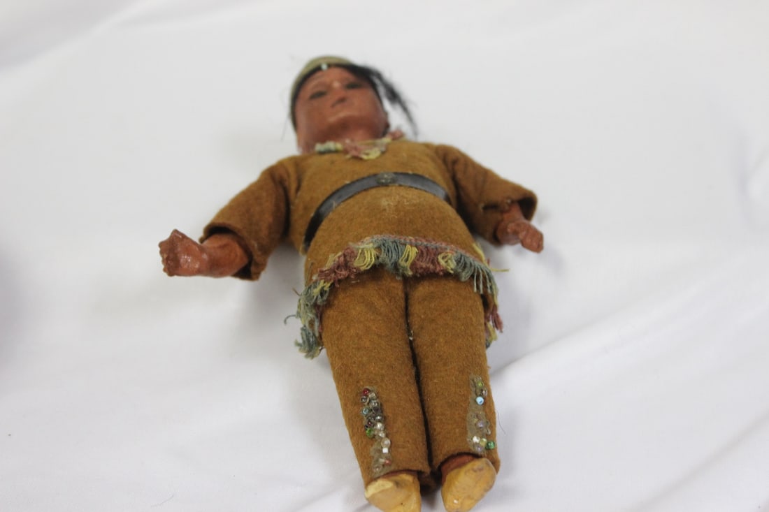 A Vintage Native American Jointed Doll - 6