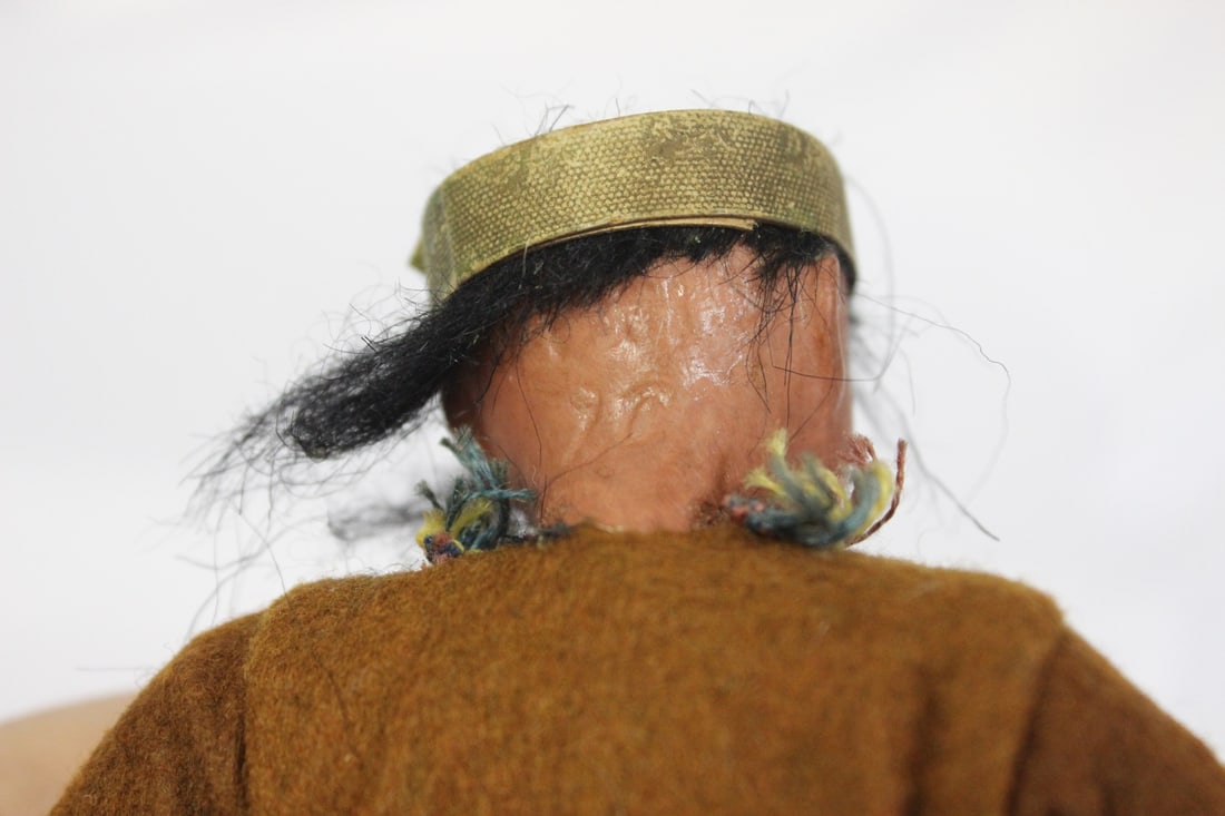 A Vintage Native American Jointed Doll - 7