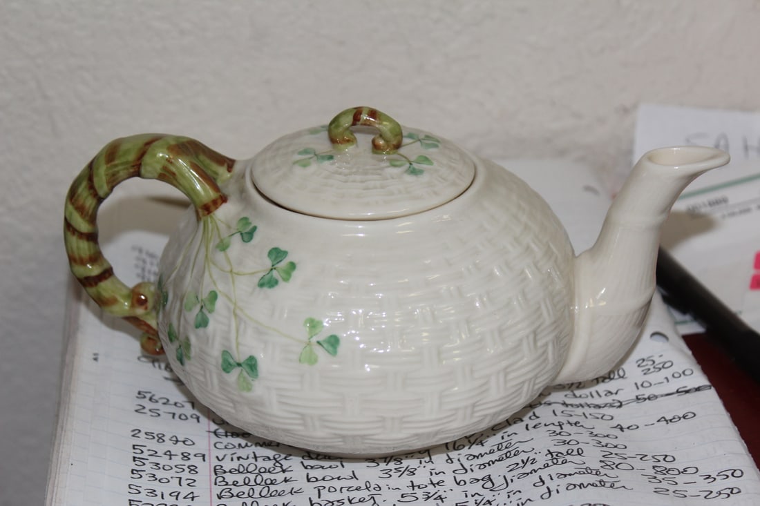 Belleek Teapot - 3