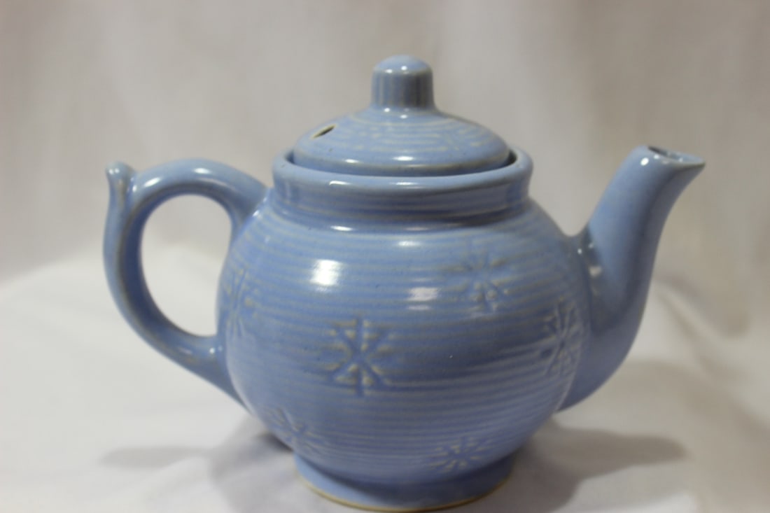 A Vintage Shawnee Teapot - 2