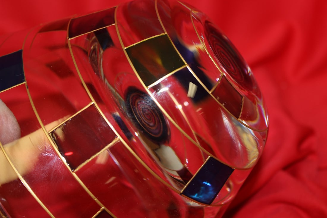 An Art Glass Bowl by Mindy Sand - 3