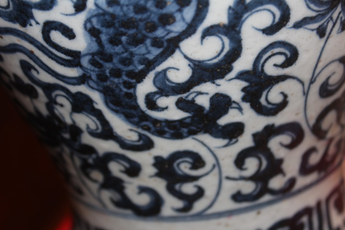 Chinese Blue and White Dragon Vase - 6