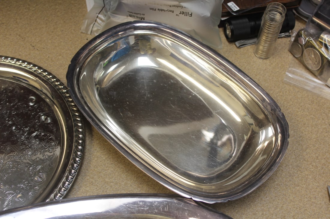 Lot of 6 Silverplated Item - 6