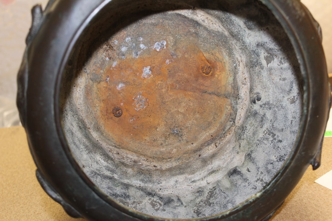 Antique Chinese/Japanese Bronze Pot - 5