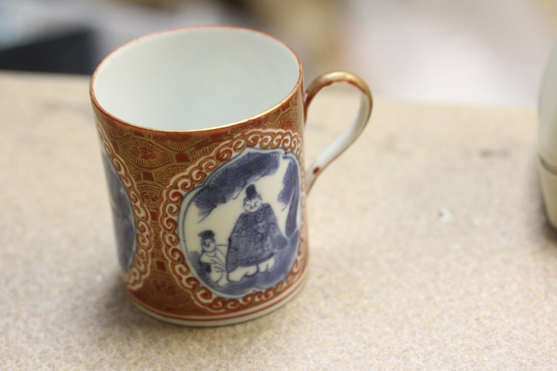 Artist Signed Japanese Porcelain Cup - 3