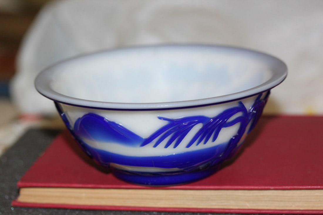 Antique Chinese Blue and White Peking Glass Bowl - 3