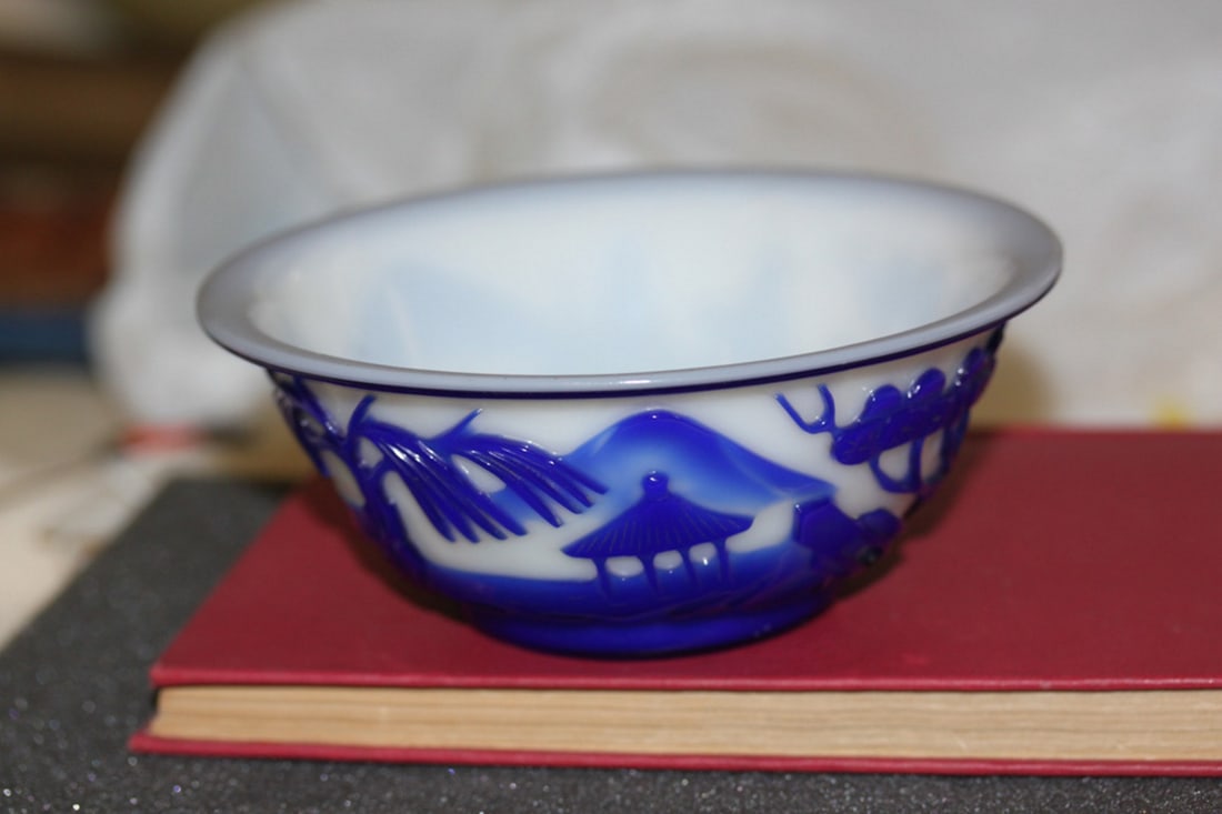 Antique Chinese Blue and White Peking Glass Bowl - 4