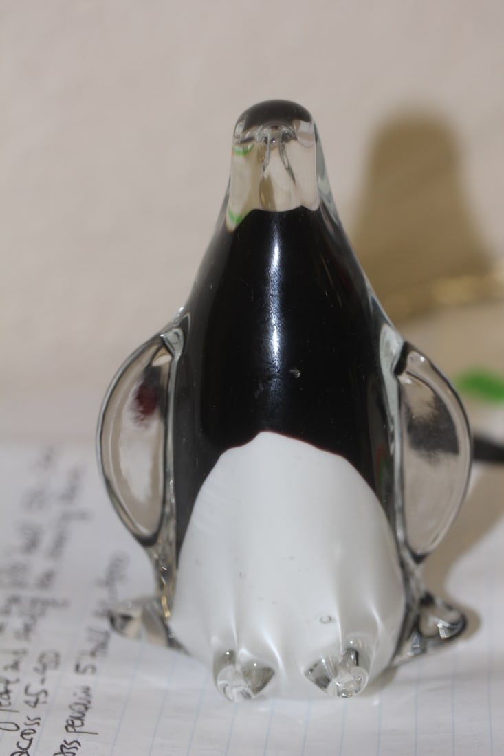 Art Glass Penguin: 5" tall