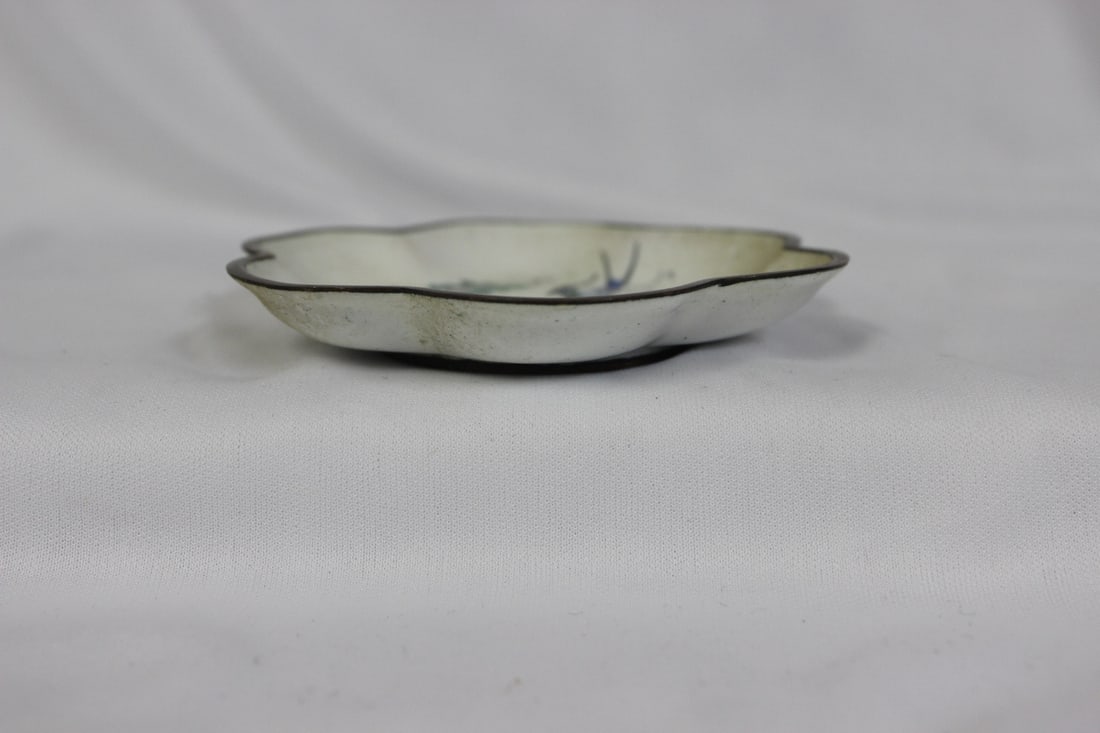 A Vintage Enamel Dish - 3