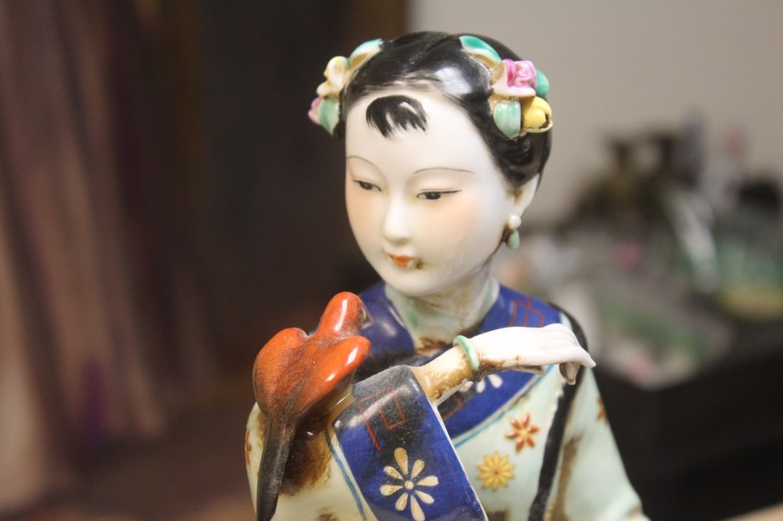 Chinese ceramic lady - 2
