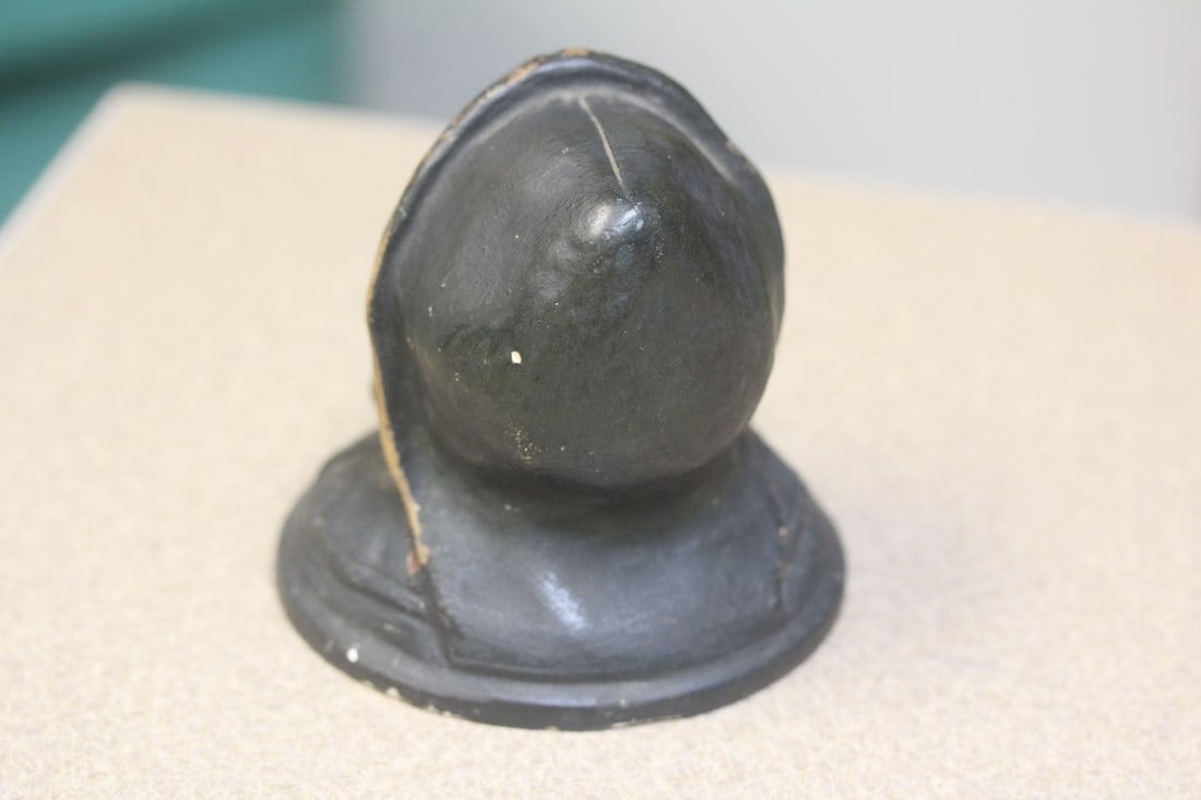 Antique Captain Small Pottery Bust? - 3