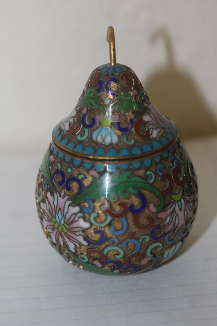 Chinese Cloisonne Apple Trinket Box - 4