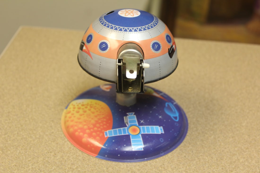 Mars-1 Tin Toy? - 3