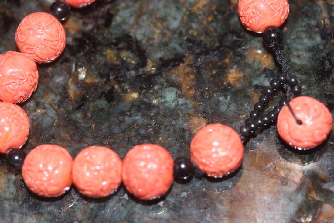 Textured Coral Bracelet - 4