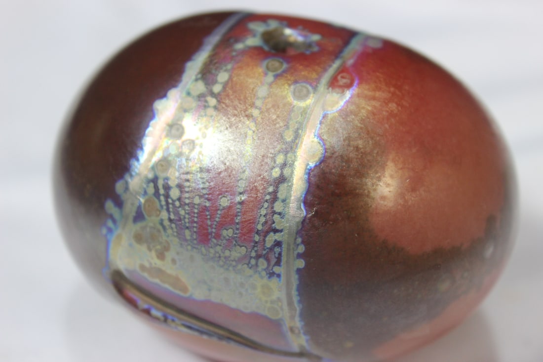 A Rare and Unusual Coleman Art Glass Egg - 6
