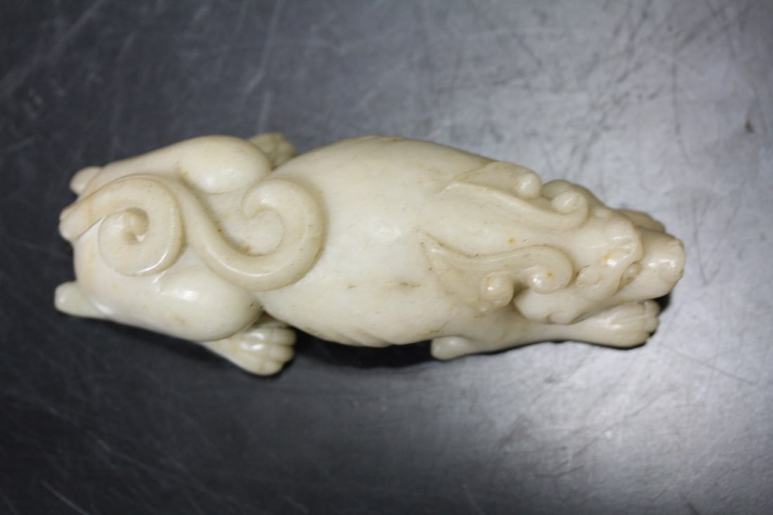 A Carved Chinese Jade Dog - 7