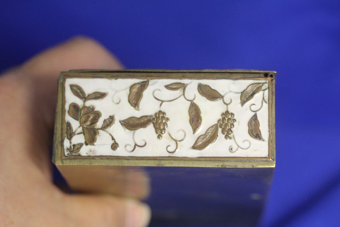 A Chinese Cloisonne Long Box - 5