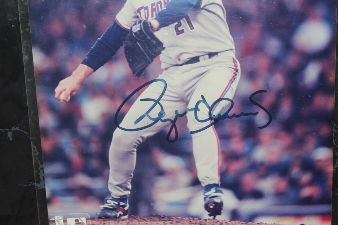 Roger Clemens Autograph Photograph - 2
