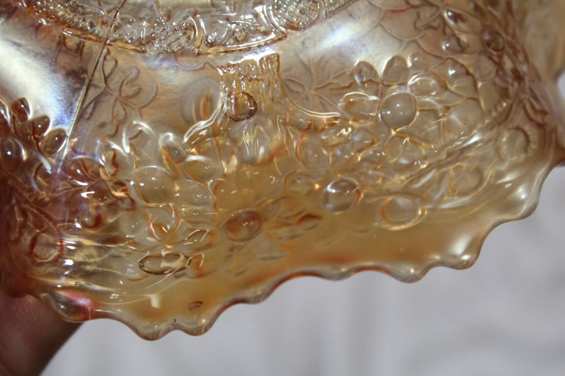 A Tree Motif Carnival Glass Bowl - 7