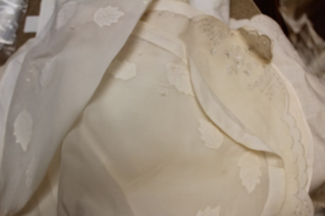 Lot of Linens etc - 4