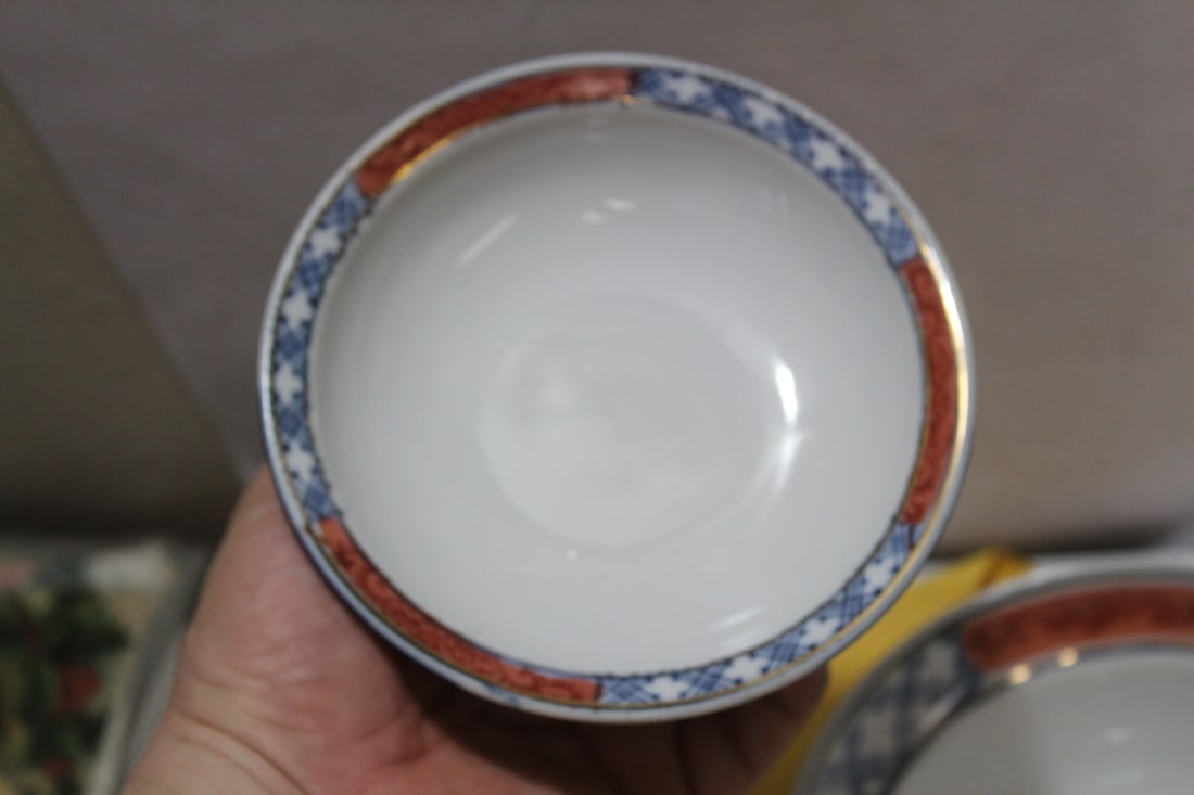 A Japanese Rice or Soup Bowl - 3