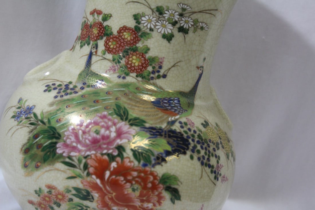 A Japanese Satsuma Vase - 2