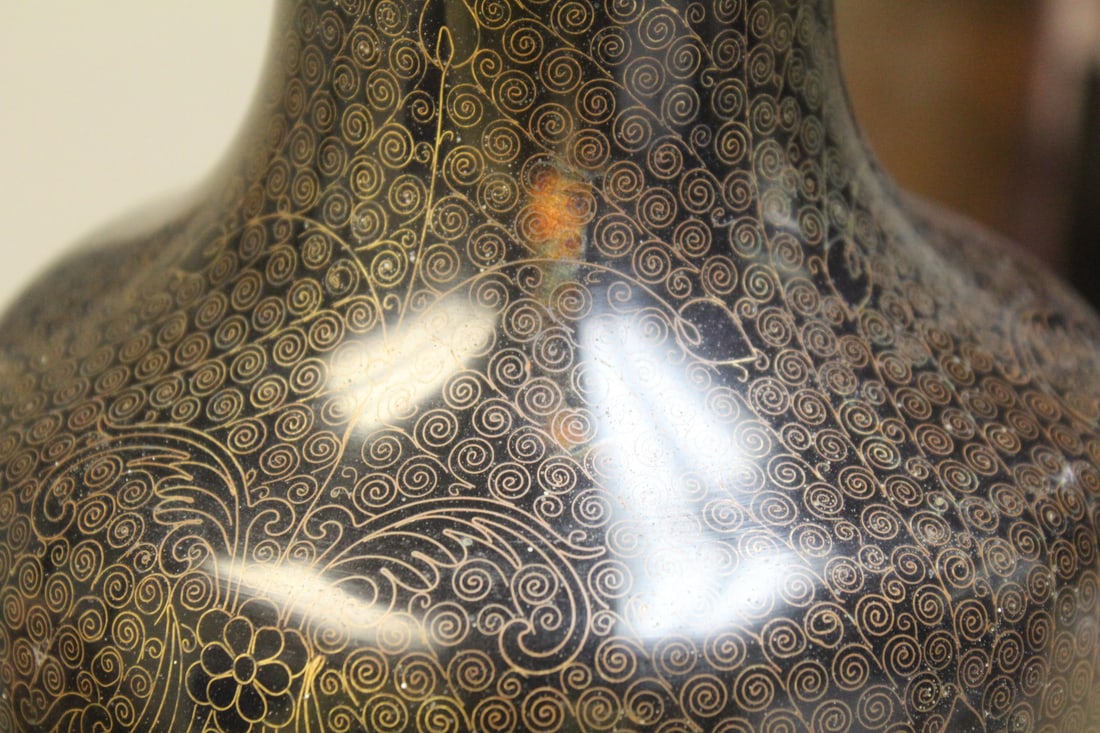 Chinese cloisonne vase - 2