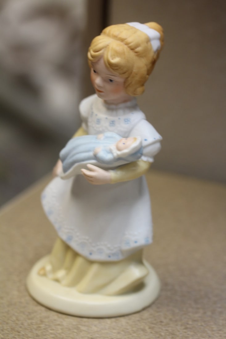 Ceramic Avon Figurine - 2