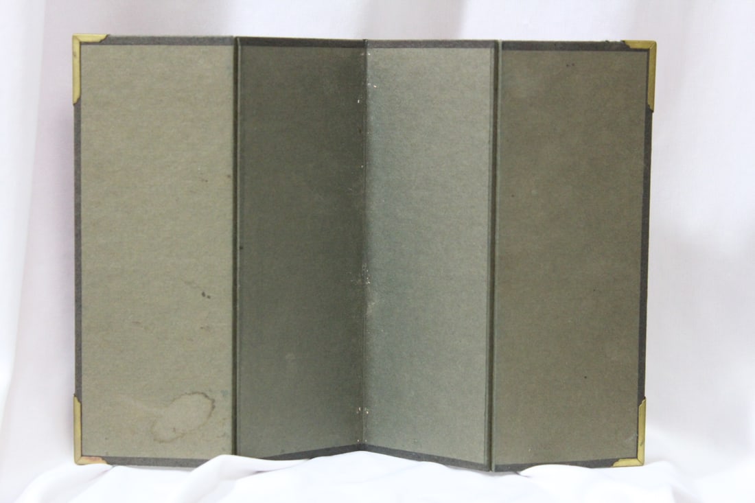 A Small Vintage Japanese Table Screen - 4