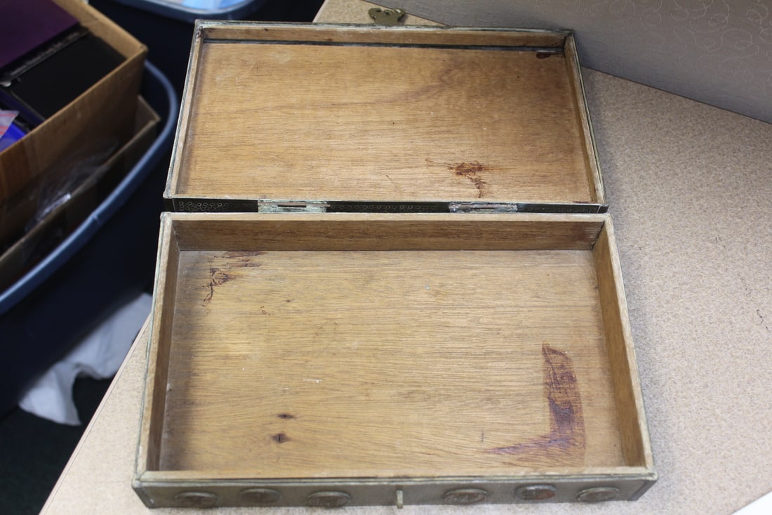 Jade and Metal Box - 3