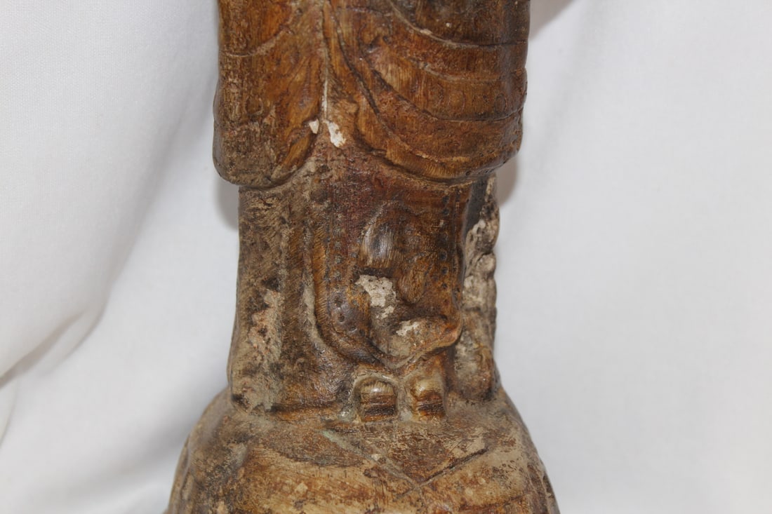 A Vintage Chalk Statue - 5