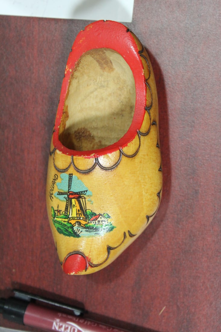 A Decorative Clog: 5" long