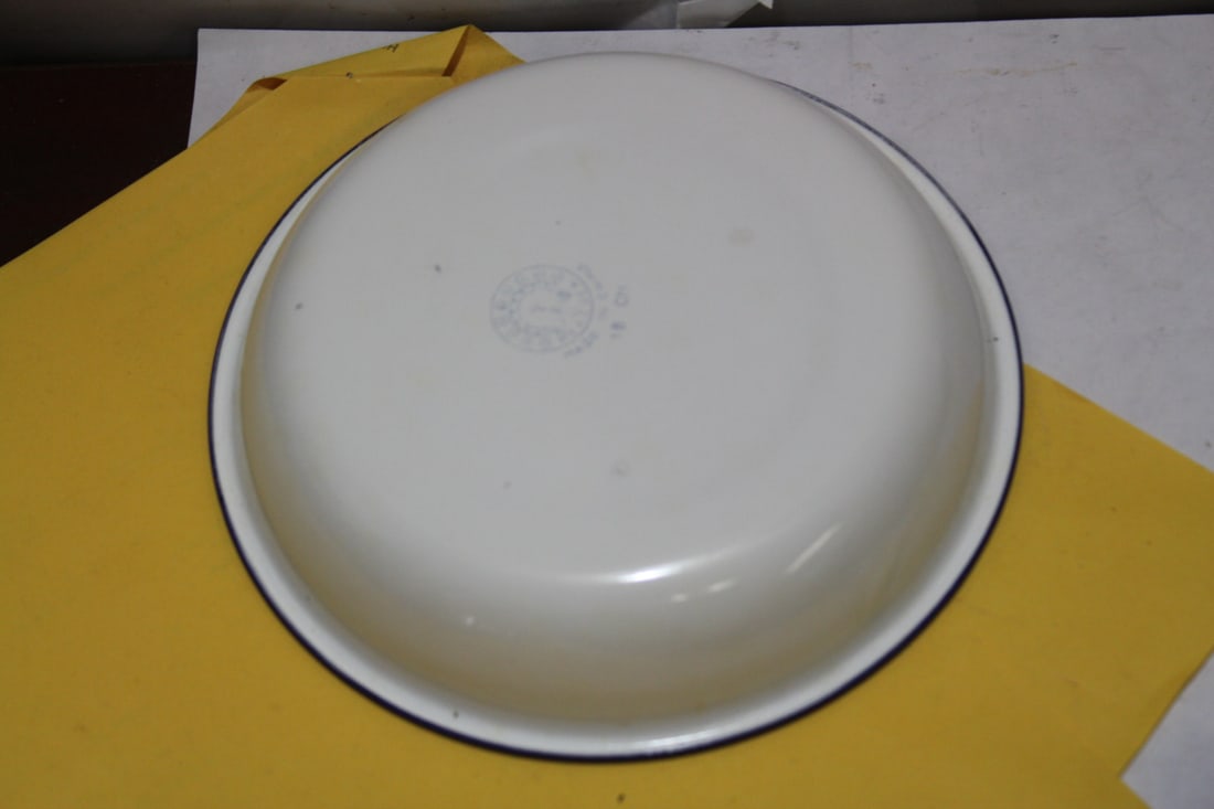 A Chinese Enamel Plate - 5