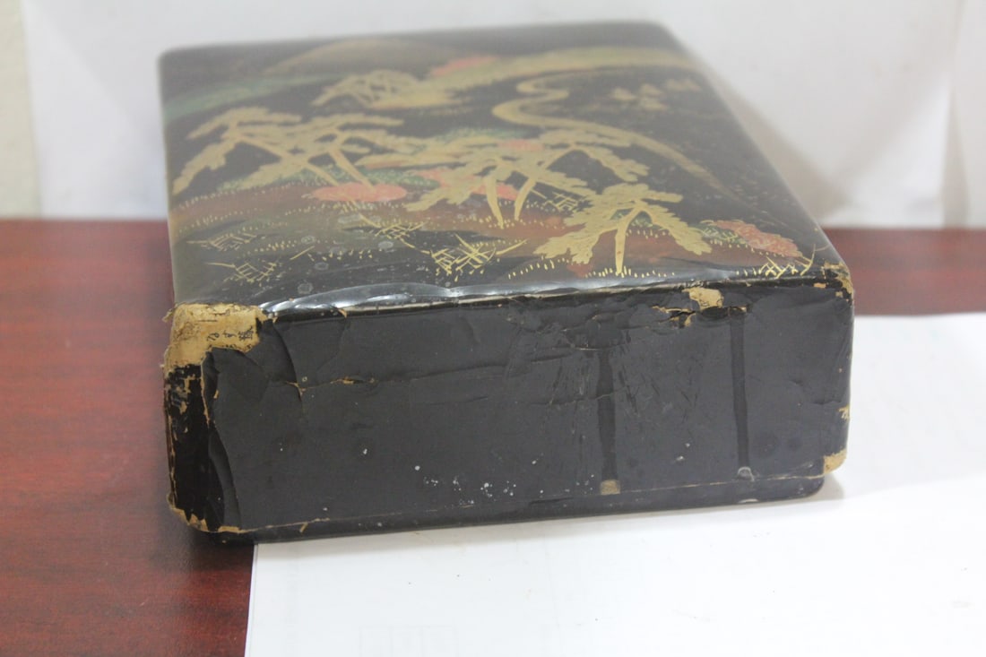 A Japanese Paper Mache Box - 6