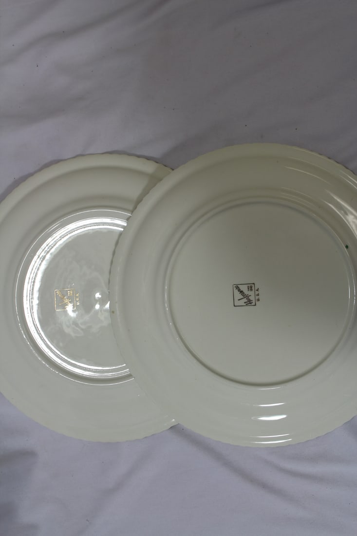 A Pair of Currier and Ives Plates - 3